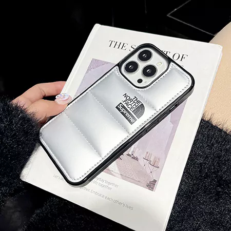 シュプリームX THE NORTH FACEコラボiPhone16シリーズスマホケース