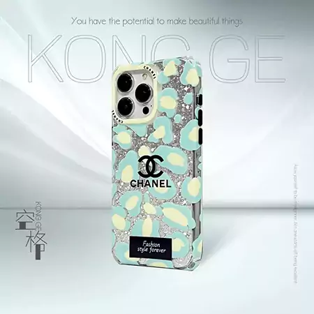 chanel 高品質のiPhone 13/12/12promaxケース