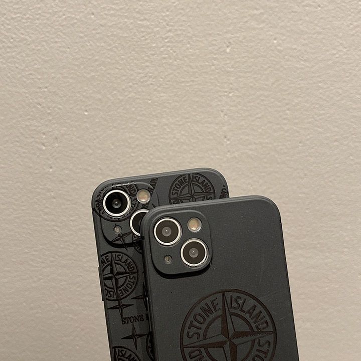 STONE ISLAND ストリートスタイル iPhone16 ケース