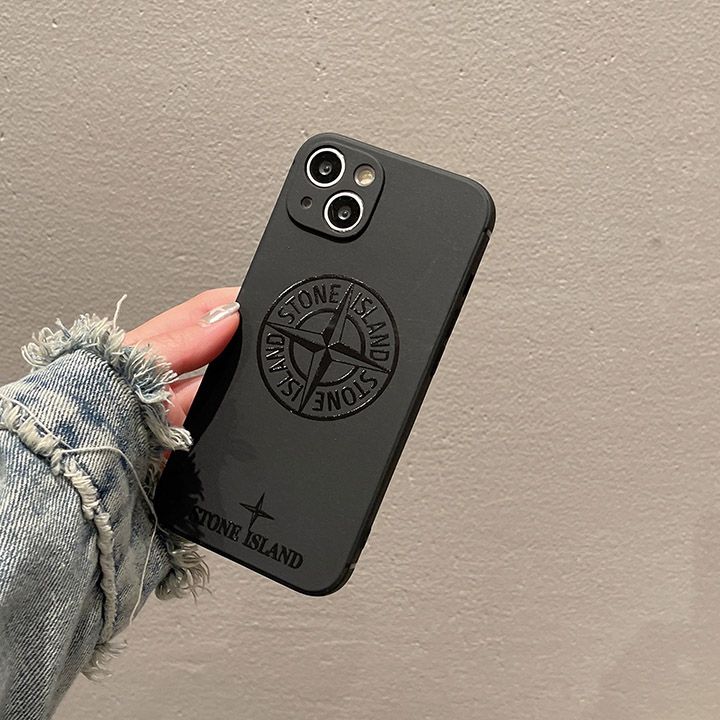 STONE ISLAND ストリートスタイル iPhone16 ケース