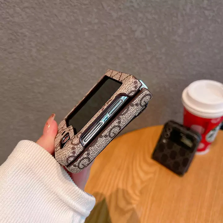 GUCCI ウエスタン カードホルダー Galaxy ZFold3 携帯 ケース