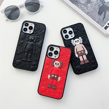 269-957624-iphone16-plus-15-14pro-bearbrick-case.jpg