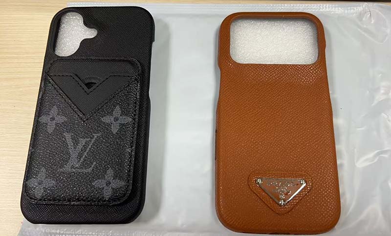 プラダ 風 iPhone17 ケース ハイ ブランドスマホケース