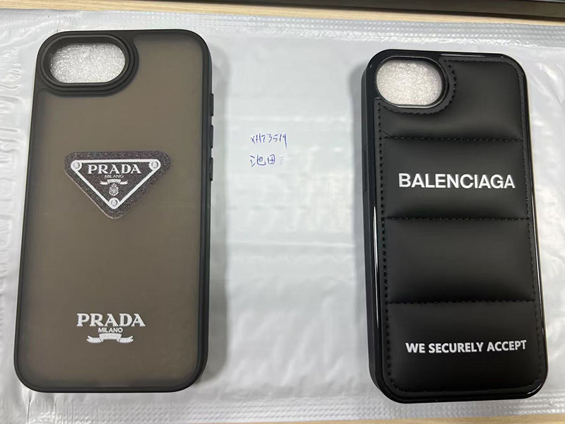 iPhone16e 携帯 ケース バレンシアガ ブランド