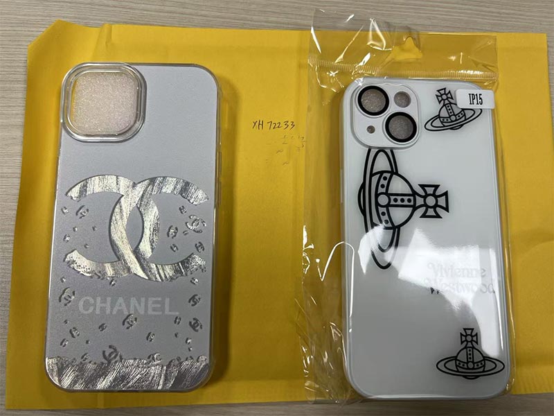 シャネル風とヴィヴィアン風ブランド iPhone15 ケース ブランド