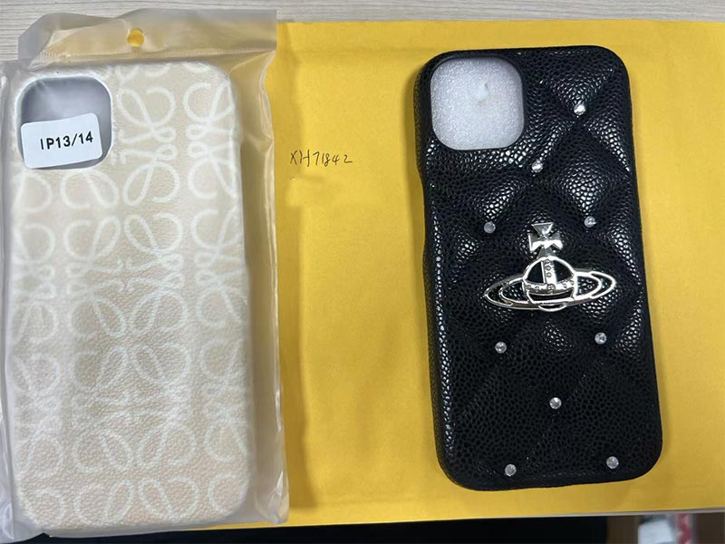 ​ロエベ風とヴィヴィアン風 iPhone14 ケース