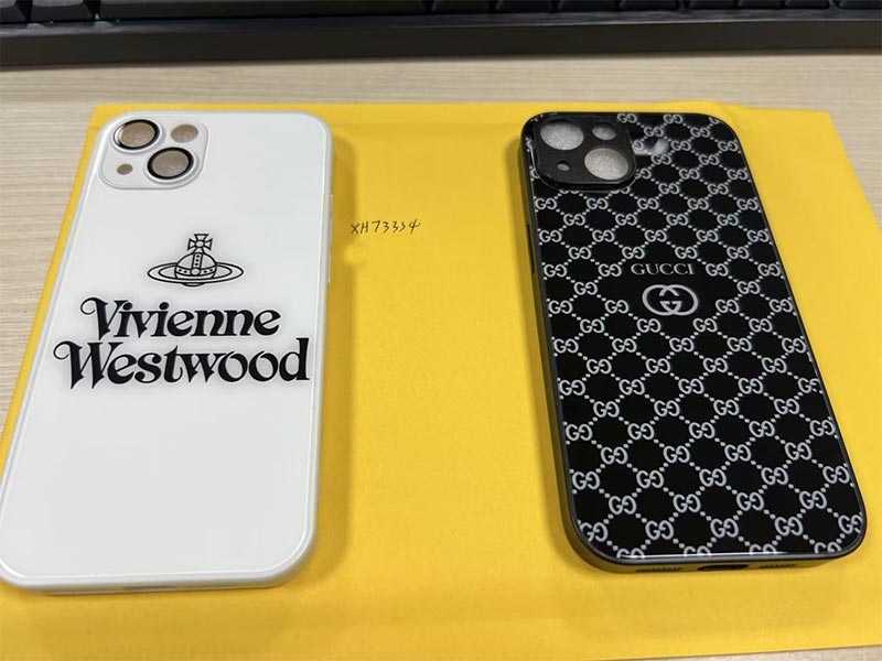 ​グッチ風とヴィヴィアン風 iPhone 14 ケース