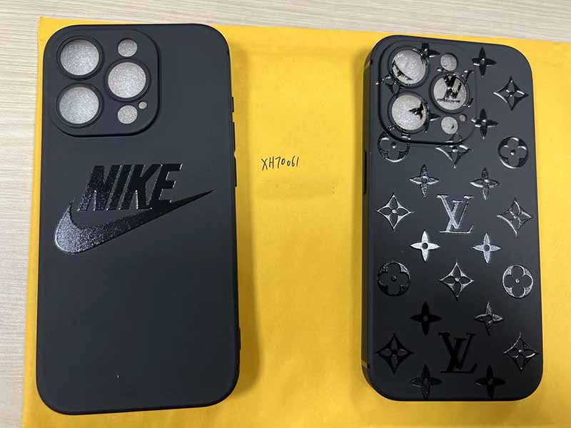 iPhone15 Pro ケース ナイキ LV 風 ブランド スマホケース