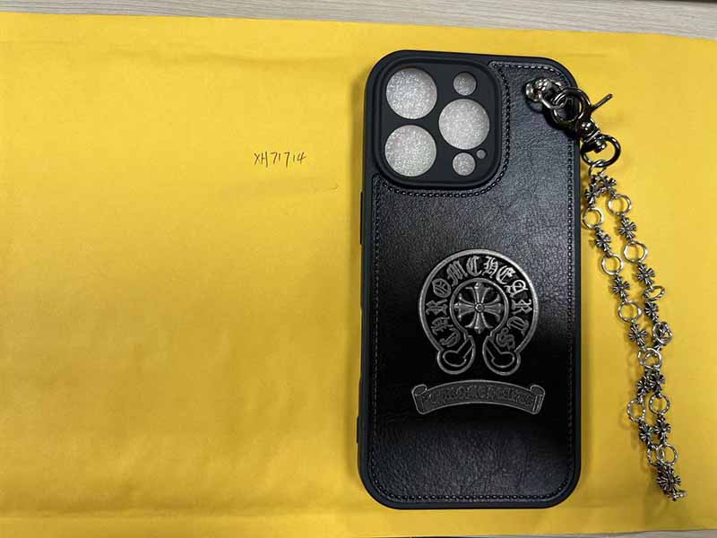 ​iPhone16 Pro 保護ケース クロムハーツ 風 ブラックおしゃれ