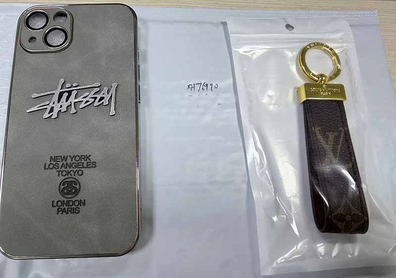 iPhone13 ケース Stussy風 ストリートパロディ
