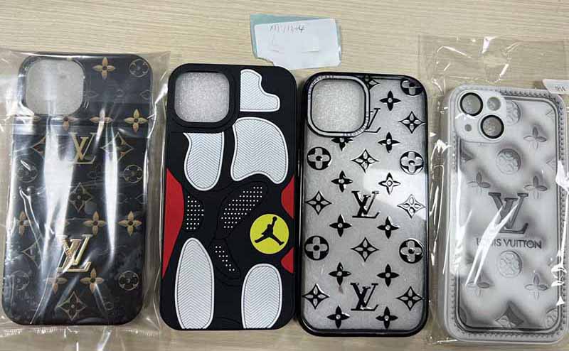 ​iPhone16e 携帯 ケース ジョーダン風 メンズ ストリート