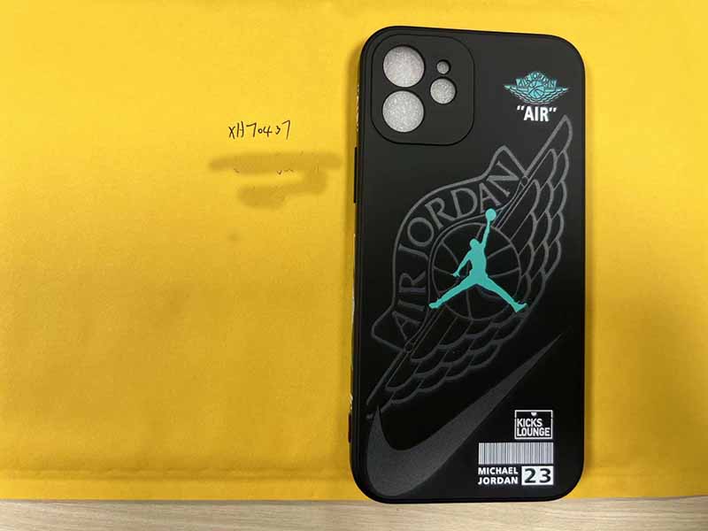 ​iPhone12 携帯 ケース ジョーダン風 高校生