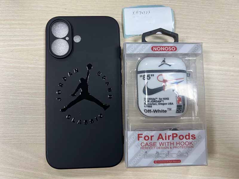 iPhone16e ジョーダン風 ハイブランド スマホケース 無料プレゼント