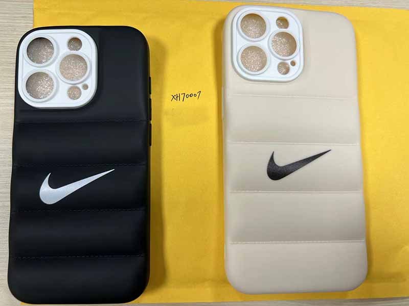 ​iPhone15 Pro Max ケース ハイブランド ヴィヴィアンウエストウッド風 ストリート