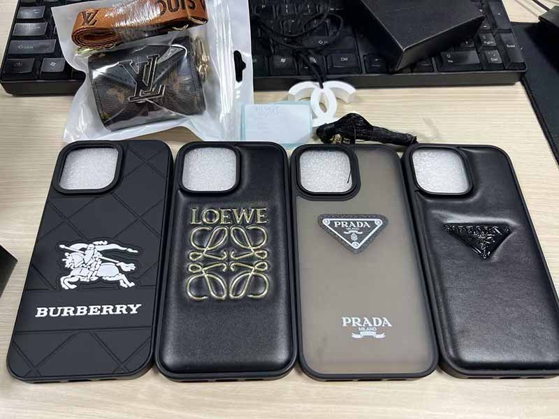 ​iPhone16 Pro Max スマホケース ハイブランド ヴィヴィアンウエストウッド風