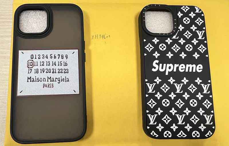 iPhone15 携帯 ケースハイブランド マルジェラ風 ストリート