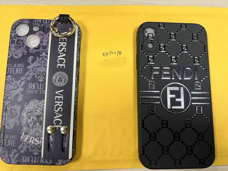 iPhone13 ケース ヴェルサーチ風 メンズ ハイブランド