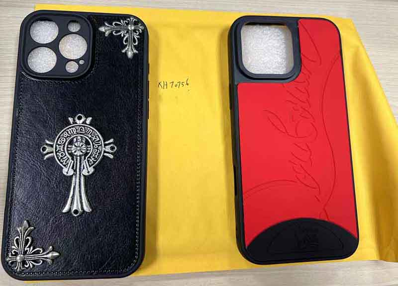 iPhone16 Pro Max ケース クリスチャンルブタン風  ストリート ハイブランド スマホケース