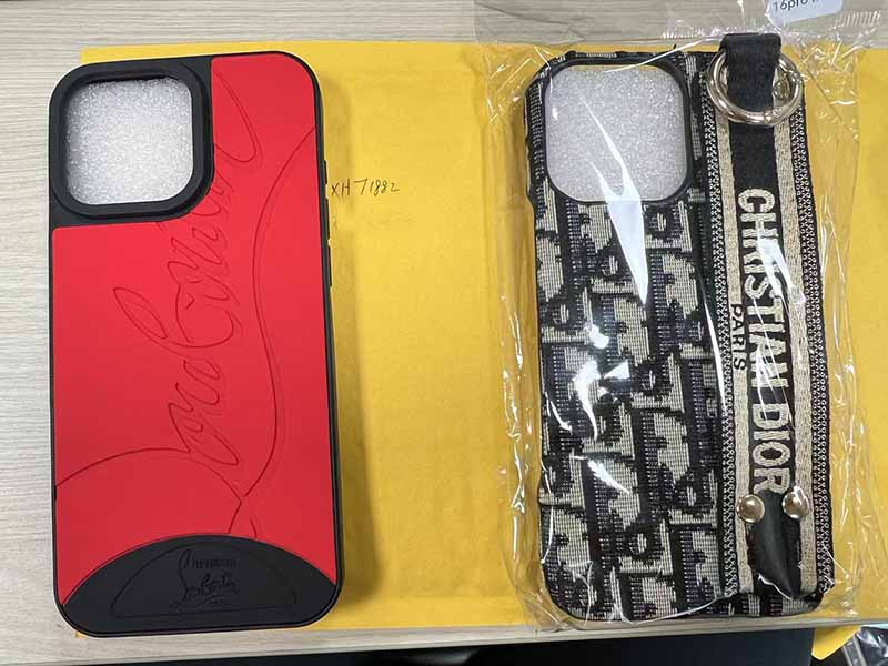iPhone16 Pro Max ケース Christian Louboutin ​ディオール 風  ストリート ハイブランド