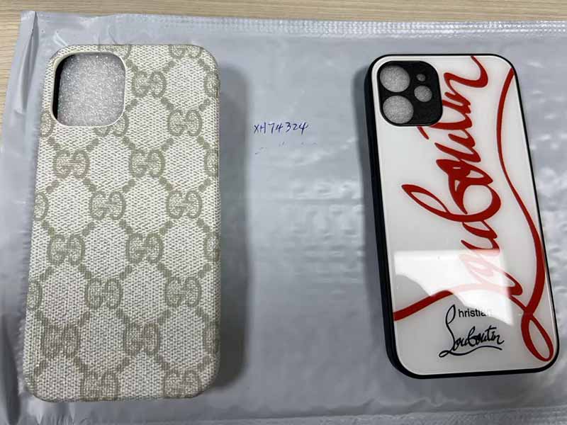 iPhone12 Mini ケース クリスチャンルブタン風 高校生 ストリート