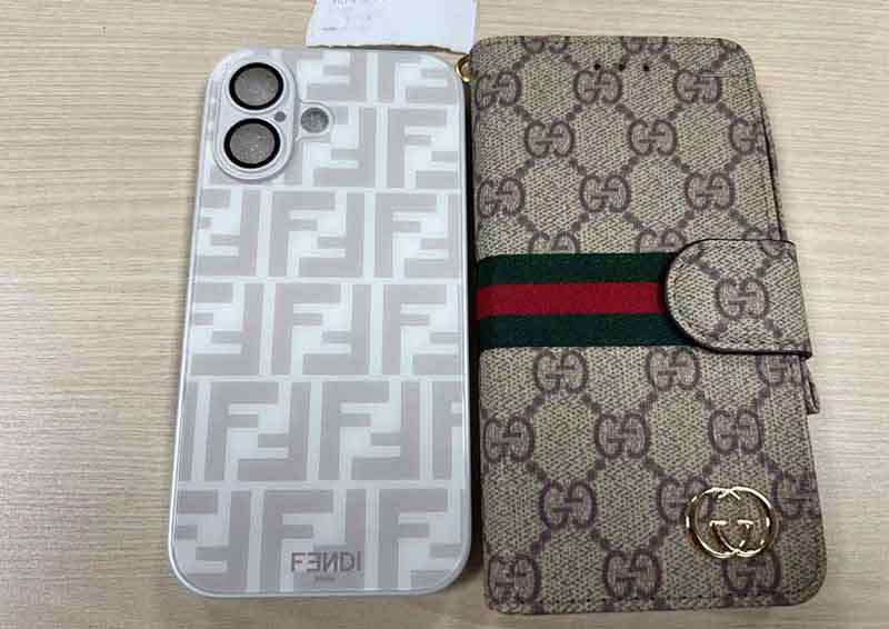 iPhone16 カバー フェンディ風 可愛い ハイブランド