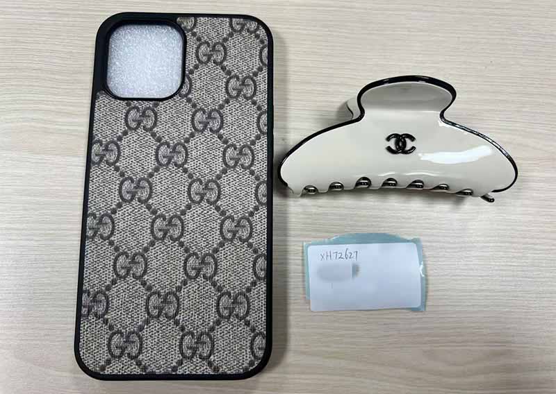 ​iPhone12 Pro Max スマホケース ​グッチ風  高級感 ハイブランド スマホケース