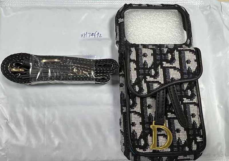 iPhone17 Pro 携帯 ケース ​Dior風  カード収納 ハイブランド