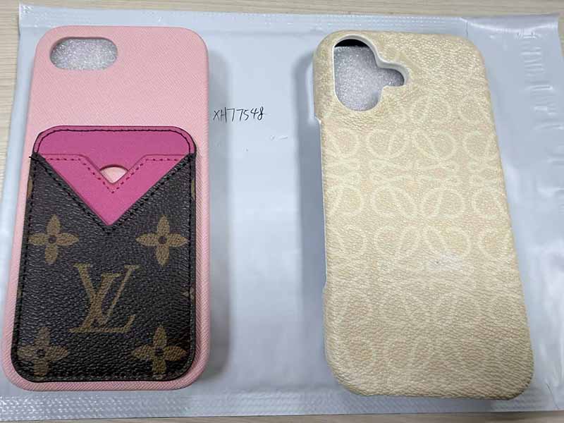 iPhone17e ケース カード 収納 Louis Vuitton風 ハイブランド スマホケース 男女兼用
