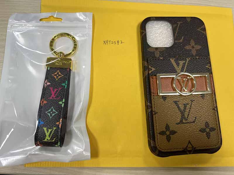 iPhone12 Pro スマホケース ルイヴィトン風 ハイブランド 可愛い