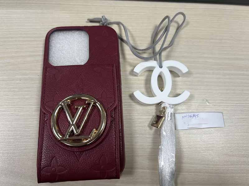 iPhone14 Pro  ケース Louis Vuitton風 ハイブランド スマホケース 可愛い