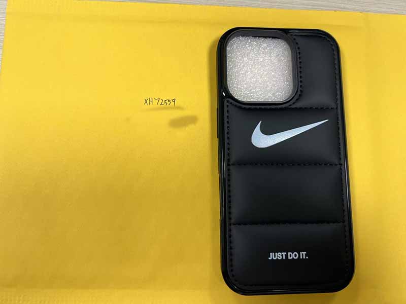 iPhone16 ケース Nike風 ハイブランド スマホケース おしゃれ ストリート