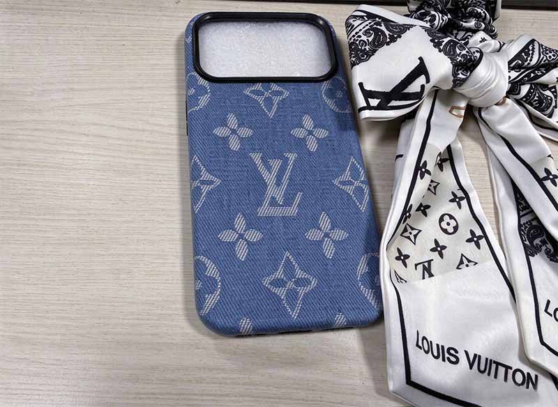 iPhone 18 Pro Max ケースLouis Vuitton風 ハイブランド